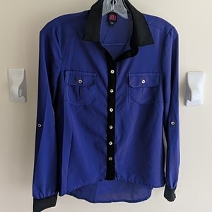 🖤 (2/$40) Bebe button down shirt